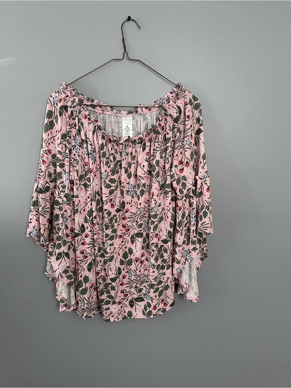 Boho Floral Off-Shoulder Top - Pink flowy flutter sleeve